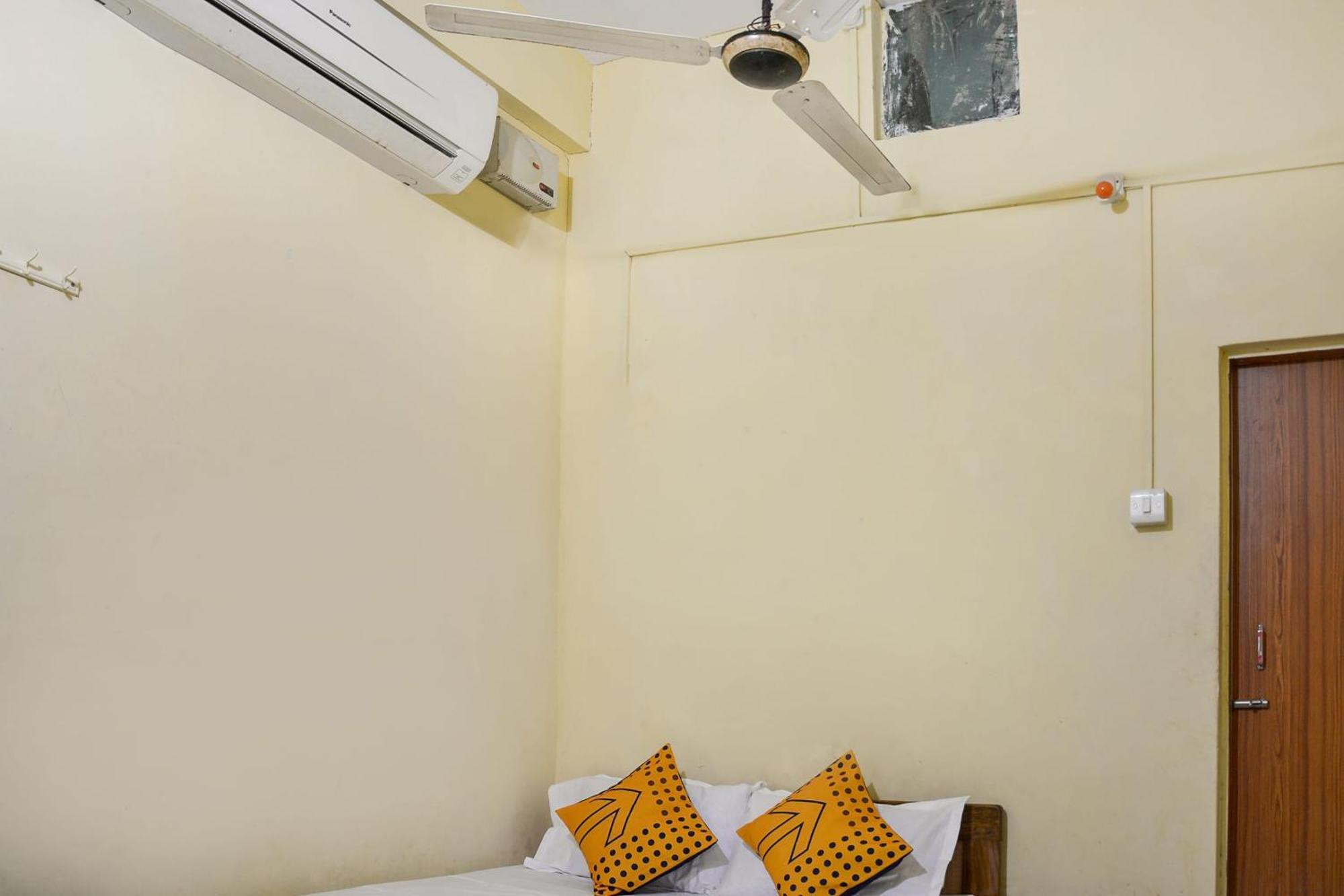 Hotel O Flagship The Residence Inn Brahmapur Экстерьер фото