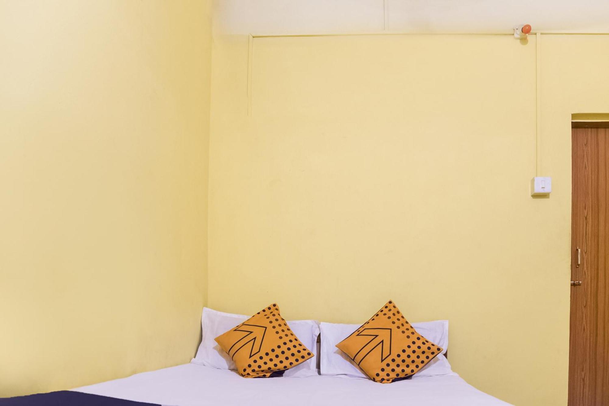 Hotel O Flagship The Residence Inn Brahmapur Экстерьер фото